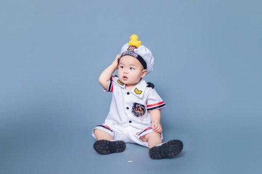 供卵包生男孩公司确诊孕妇诞下三胞胎